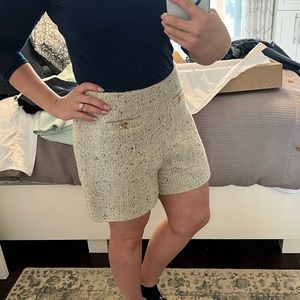 NEW WITH TAGS! ba&sh Greige/Black tweed shorts with gold hardware | Size L